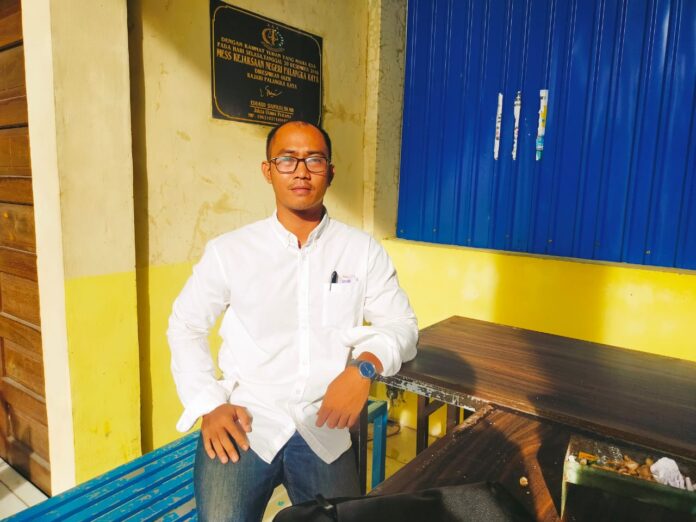 Mikhael Agusta Selaku Kuasa Hukum H. Tammon Mikhael Agusta Selaku Kuasa Hukum H. Tammon
