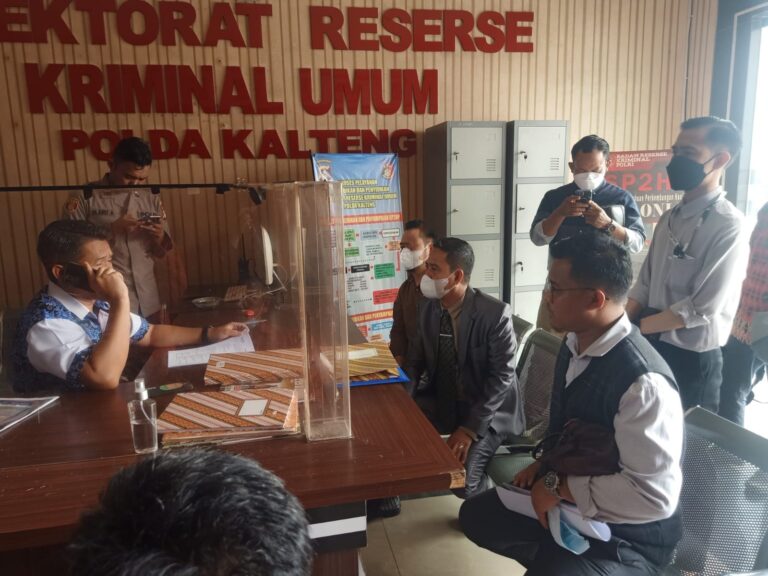 Kasus 41 Jamaah Umroh Gagal Berangkat, Dua Orang jadi Tersangka?