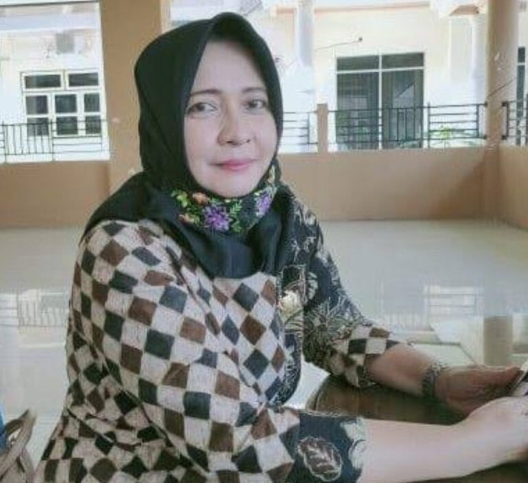 Nyimas Artika Ajak Masyarakat Tingkatkan Semangat Gotong Royong