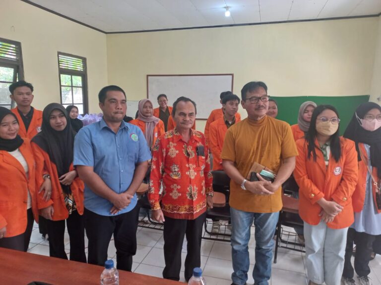 Mahasiswa STIE Ikuti Pelatihan Jurnalistik Digital dari IWO Kalteng dan Barsel