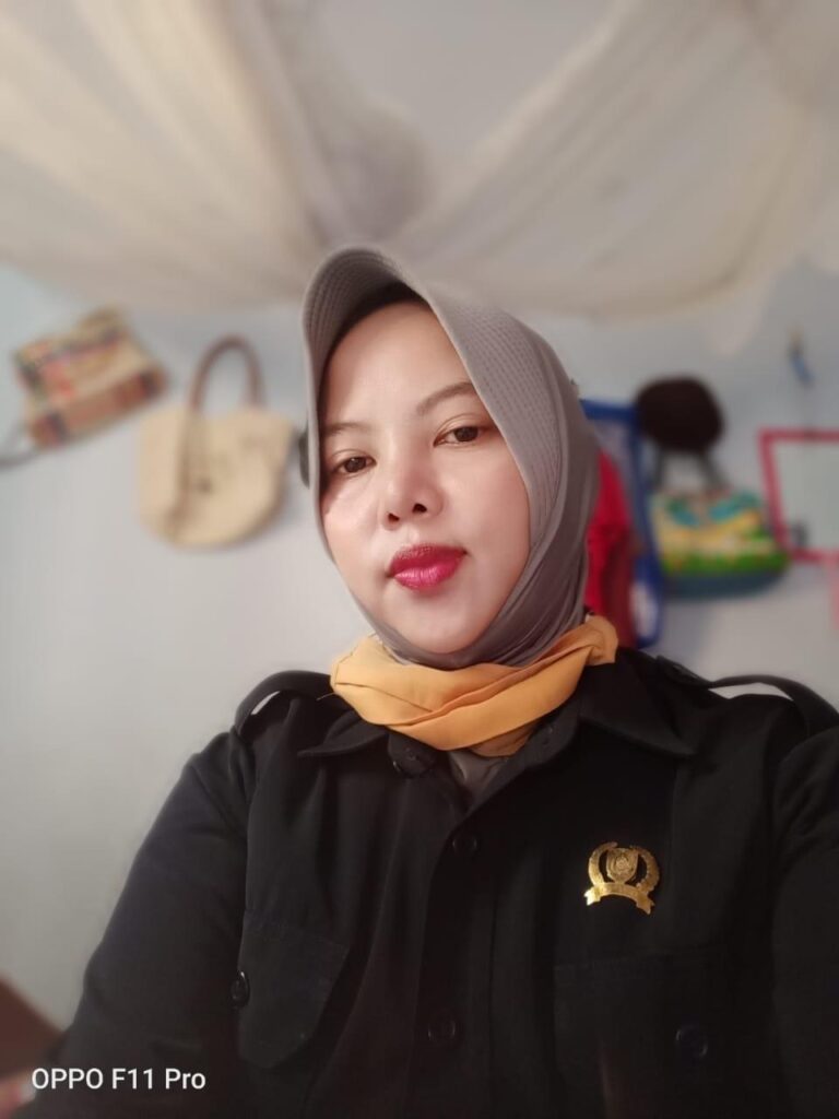 Anggota DPRD Barito Selatan, Tri Wahyuni