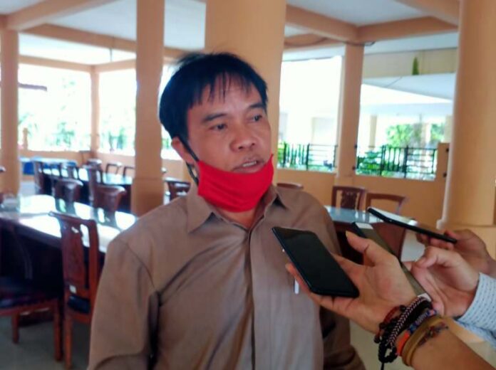 Anggota DPRD Barsel, Hermanes