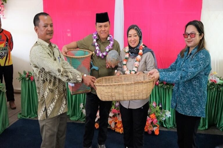 Pj. Bupati Barsel Road Show Kunjungan Kerja di Kecamatan GB Awai