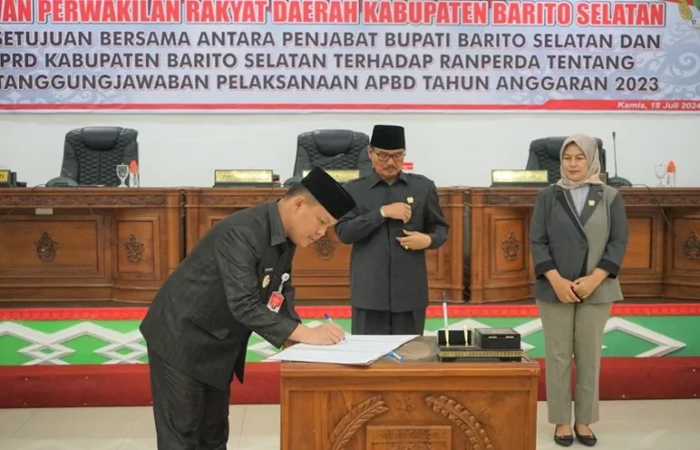 Rapat Paripurna DPRD Barito Selatan Bahas APBD 2023