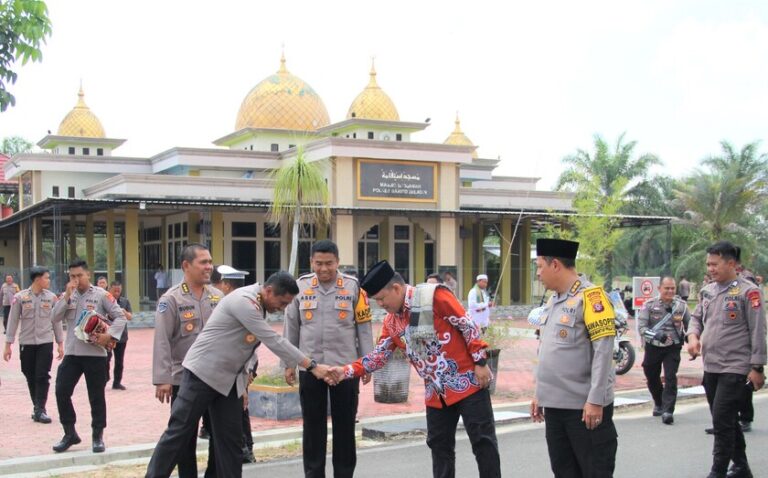 PJ Bupati Barito Selatan: Jumat Keliling Perkuat Sinergi Pemerintah dan Aparat Kepolisian