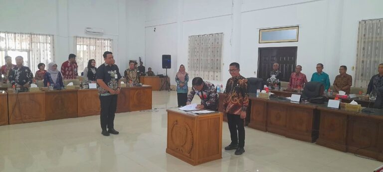 DPRD Barsel Tetapkan Pimpinan Definitif