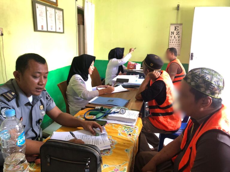 Lapas Sampit Lakukan Roll Kesehatan Untuk 30 Tahanan Baru