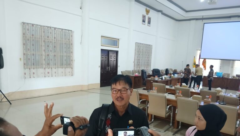 Ketua DPRD Barsel Imbau Anggota Dewan Utamakan Kepentingan Publik