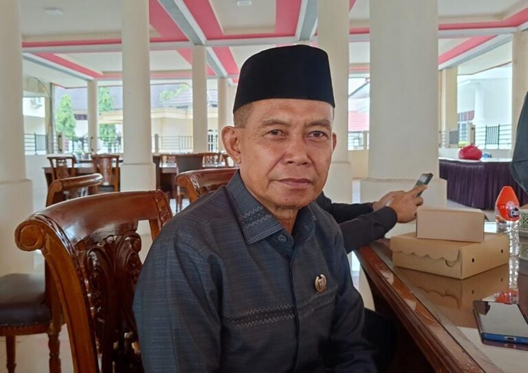 Ketua Komisi III DPRD Barsel: Guru Punya Peran Strategis dalam Membangun SDM Bangsa