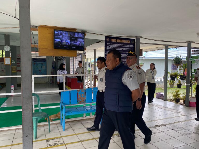 Kakanwil Ditjenpas Kalteng Tinjau Kesiapan Layanan Kunjungan Idulfitri di Rutan Buntok
