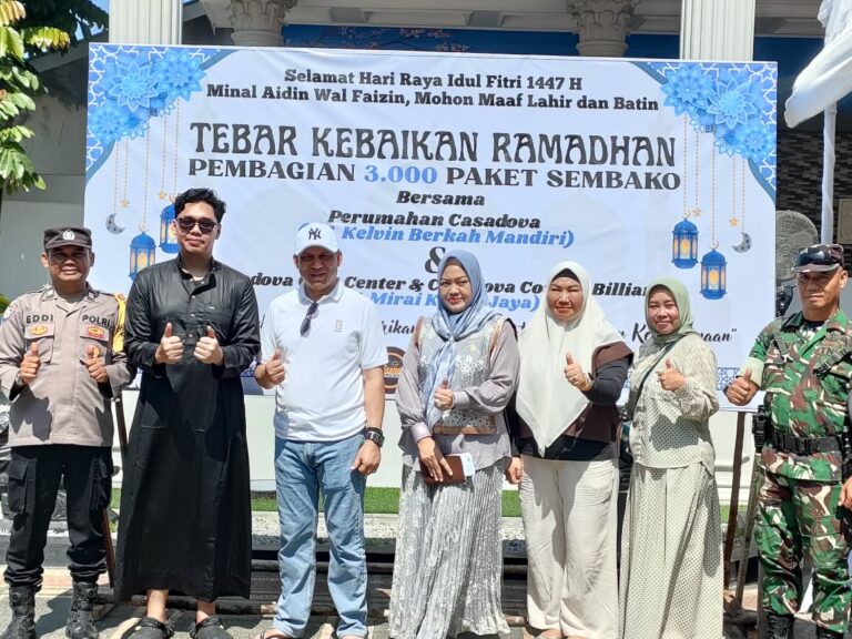 Casadova Bagikan 3.000 Paket Sembako untuk Warga dan Petugas Kebersihan